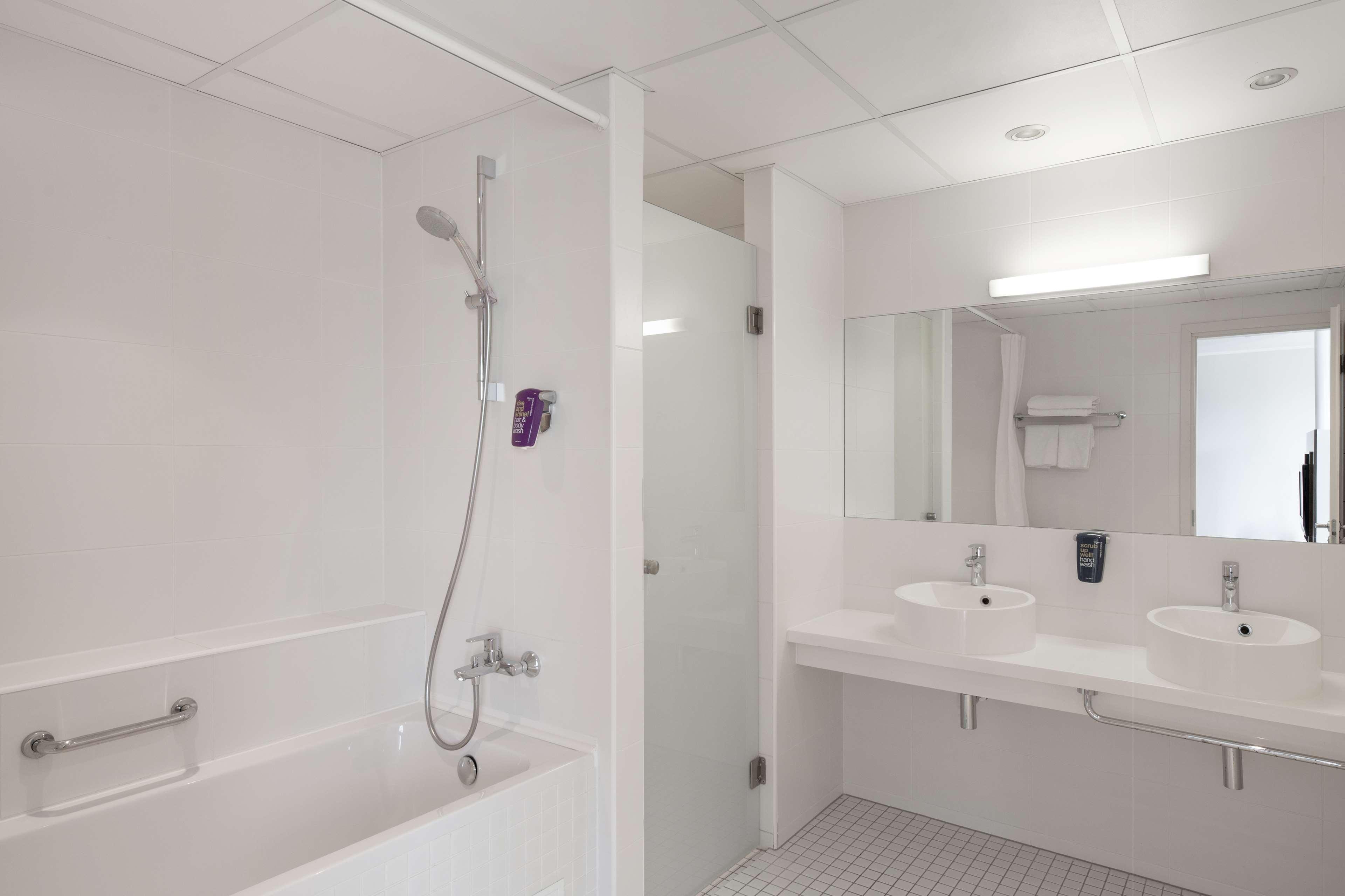 Standard Room,1758295620:JPEG